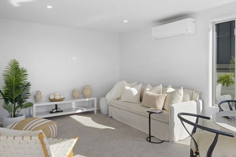 Photo of property in 19 Beachville Road, Redcliffs, Christchurch, 8081