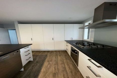 Photo of property in 17 Royal Park Drive, Parklands, Christchurch, 8083
