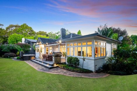 Photo of property in 94 Sylvia Road, Hillcrest, Auckland, 0627