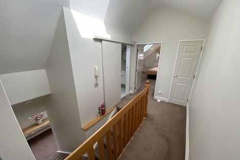 Photo of property in 16j Hobson Street, Thorndon, Wellington, 6011