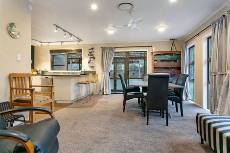 Photo of property in 12 Bowen Street, Cambridge, 3434