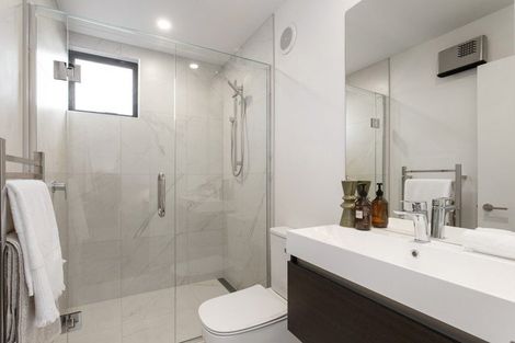 Photo of property in 3/27 Division Street, Riccarton, Christchurch, 8041