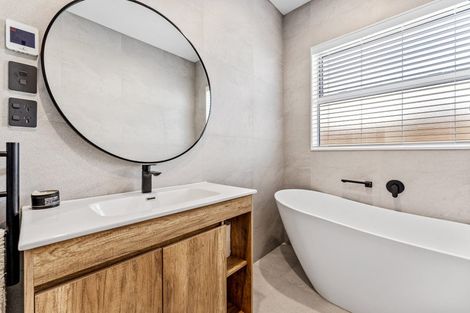 Photo of property in 41 Ta Moko Drive, Gulf Harbour, 0930