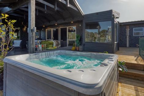 Photo of property in 33 Elliot Street, Riverhead, 0820