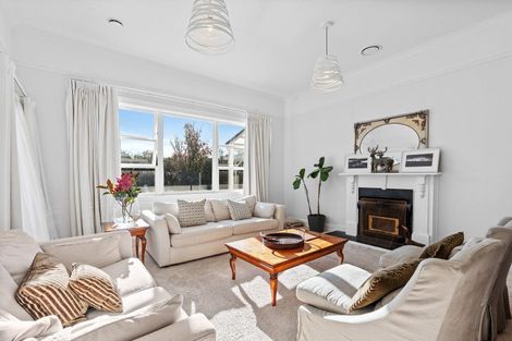 Photo of property in 93 Kuratawhiti Street, Greytown, 5794