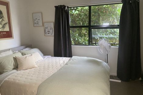 Photo of property in 2u5 Malcolm Lane, Thorndon, Wellington, 6011