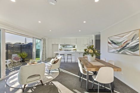 Photo of property in 1 Howe Place, Upper Vogeltown, New Plymouth, 4310