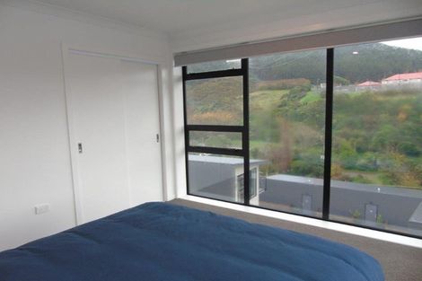 Photo of property in 5 Ara Patukawenga, Tawa, Wellington, 5028