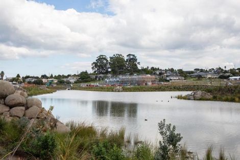 Photo of property in 30 Owen Chapman Drive, Red Beach, 0932