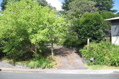 Photo of property in 17 Glade Place, Birkenhead, Auckland, 0626