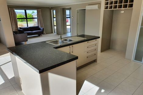 Photo of property in 8 Henley Close, Rolleston, 7614