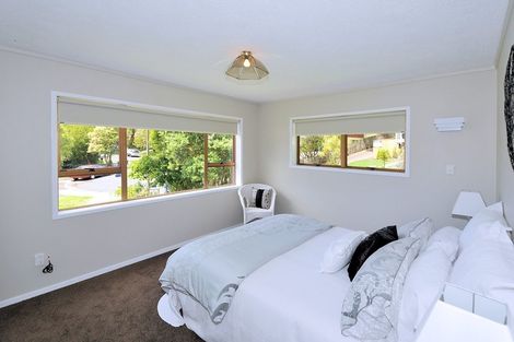 Photo of property in 1/11 Mahuta Grove, Northcote, Auckland, 0627