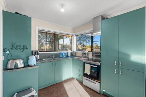 Photo of property in 1/172 Sawyers Arms Road, Bishopdale, Christchurch, 8053