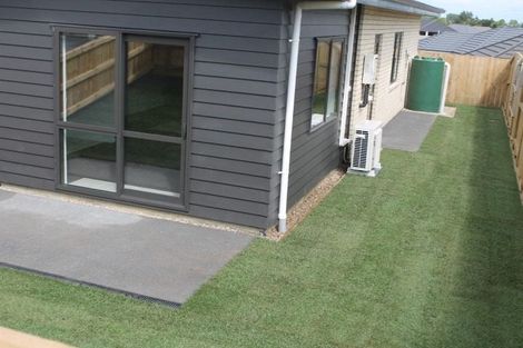 Photo of property in 18u2 Onukutara Place, Huntington, Hamilton, 3281