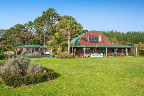 Photo of property in 4 Ferngully Road, Helensville, Kaukapakapa, 0871