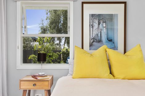 Photo of property in 5 Roby Street, Te Atatu Peninsula, Auckland, 0610