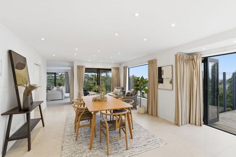 Photo of property in 39 Santa Maria Avenue, Mount Pleasant, Christchurch, 8081