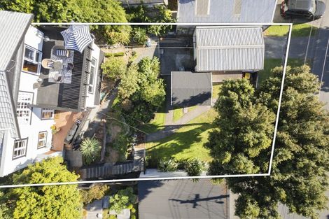 Photo of property in 22 Tawa Street, Eastbourne, Lower Hutt, 5013