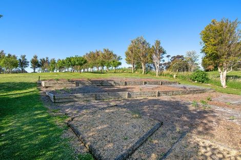 Photo of property in 69a Pipitiwai Drive, Helensville, Kaukapakapa, 0871