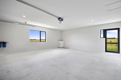 Photo of property in 539 Cemetery Road, Sanson, Palmerston North, 4479