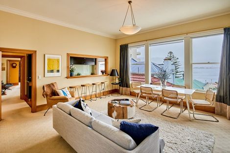 Photo of property in 5b Hay Street, Oriental Bay, Wellington, 6011