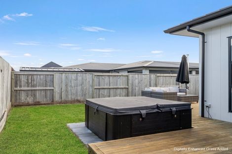 Photo of property in 38 Manawa Road, Papamoa Beach, Papamoa, 3118