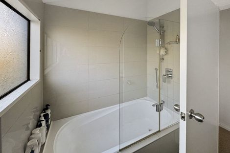 Photo of property in 1/74 Harakeke Street, Fendalton, Christchurch, 8014