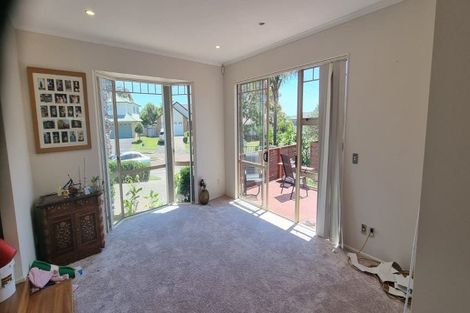 Photo of property in 5 Lamia Place, The Gardens, Auckland, 2105