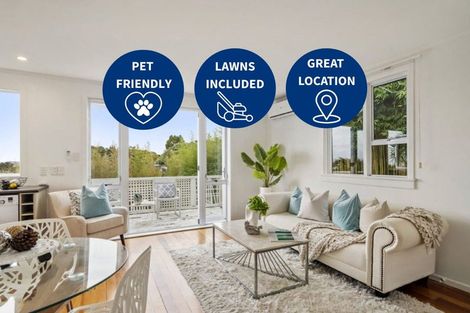 Photo of property in 2/80 Seaview Road, Castor Bay, Auckland, 0620