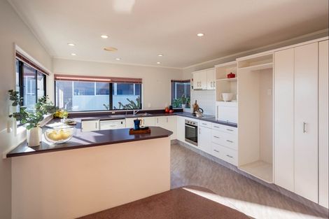Photo of property in 11 Kea Street, Waikanae, 5036