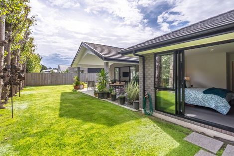 Photo of property in 37 Westwood Avenue, Greytown, 5712