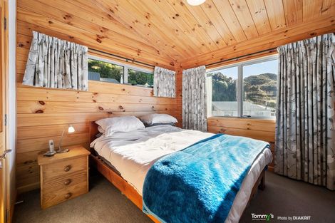 Photo of property in 91 Allington Road, Karori, Wellington, 6012