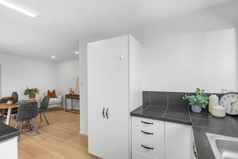 Photo of property in 2 Cardigan Bay Place, Addington, Christchurch, 8024