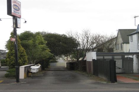 Photo of property in 1/809 Heaphy Terrace, Claudelands, Hamilton, 3214