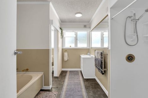 Photo of property in 4 Dunallen Avenue, Marton, 4710