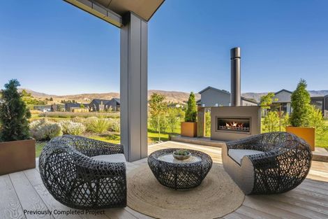 Photo of property in 41 Annie Aranui Drive, Poraiti, 4182