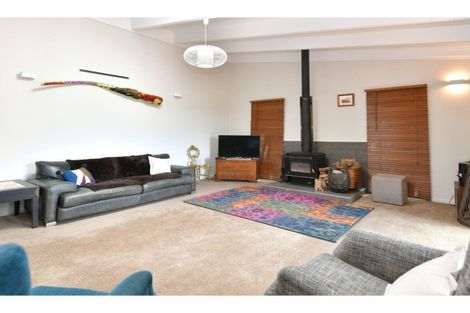 Photo of property in 47 Gledstane Road, Stanmore Bay, Whangaparaoa, 0932