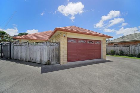 Photo of property in 32 Cairnsvale Rise, Manurewa, Auckland, 2105