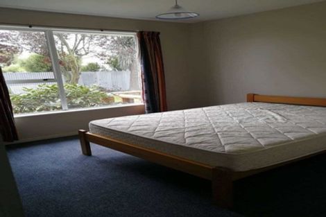 Photo of property in 22 Mckellar Place, Hornby, Christchurch, 8042