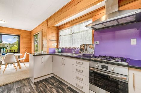 Photo of property in 24 Kirby Street, Glendene, Auckland, 0602