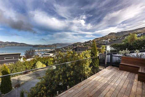 Photo of property in 26 Cornwall Road, Lyttelton, 8082