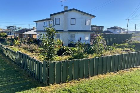 Photo of property in 1 Lansdown Avenue, Papatoetoe, Auckland, 2025