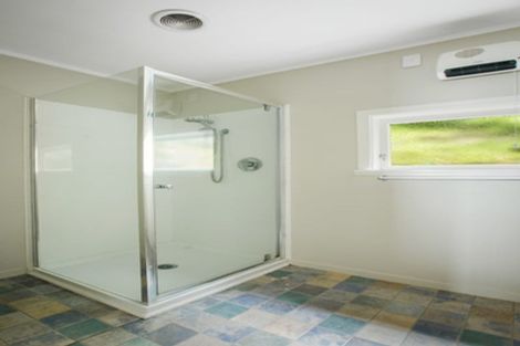 Photo of property in 346 Thames Coast Sh25 Road, Thornton Bay, Thames, 3575