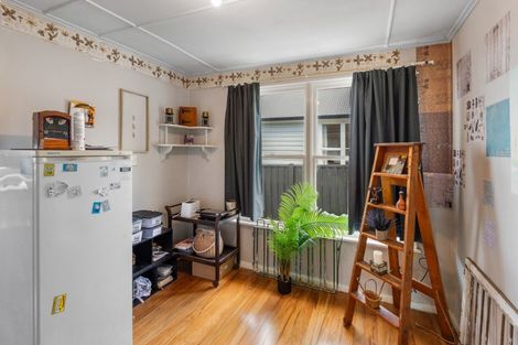 Photo of property in 18 Mclean Street, Oamaru North, Oamaru, 9400