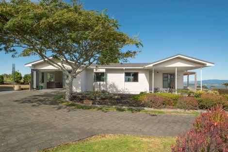 Photo of property in 57 Town Point Road, Maketu, 3189