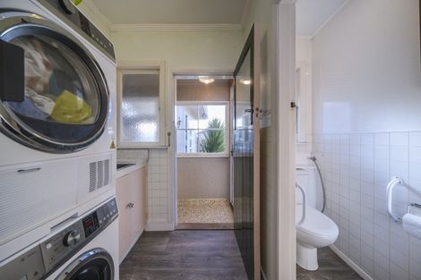 Photo of property in 9 Milton Street, Roslyn, Palmerston North, 4414