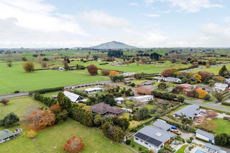 Photo of property in 6 Mangauika Road, Pirongia, Te Awamutu, 3876