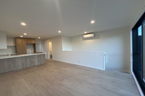 Photo of property in 4/23 Makomako Drive, Orewa, 0931