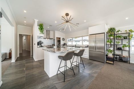 Photo of property in 62 Banks Boulevard, Whitby, Porirua, 5024