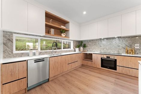 Photo of property in 36 Baumea Rise, Massey, Auckland, 0614